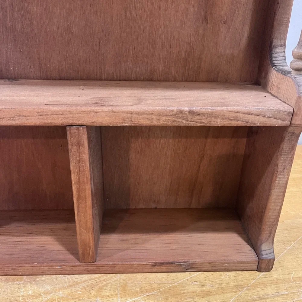 Vtg Rustic Wood Wall Shelf Spindle Detail Farmhouse Curio Spice‎ Rack Brown